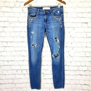 ABERCROMBIE & Fitch Distressed Denim Skinny Jeans